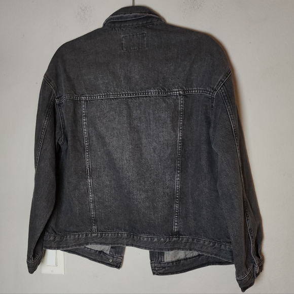NWT Banana Republic Oversized Washed Black Denim Button Front Jacket Size Small - Picture 7 of 16